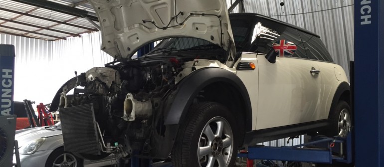 ซ่อมเครื่องยนต์ มินิ R50