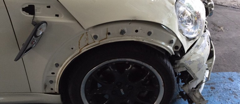 งานซ่อม R56 เปลี่ยนกันชน และคิ้วซุ้มล้อใหม่