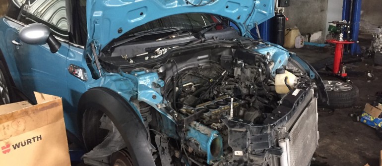 ซ่อมมินิ เปลี่ยนซีลต่างๆในเครื่องที่รั่วซึม